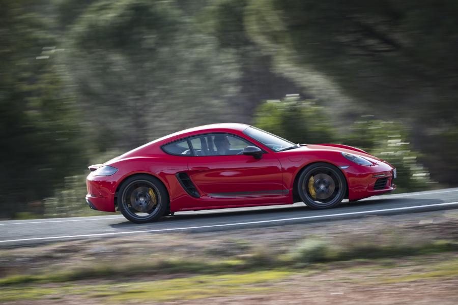  Porsche 718 Cayman T (982C) 2019 года  (WW) (фото 9 из 73)